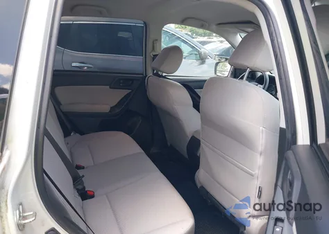 2014 Subaru Forester 2.5I z USA, uszkodzony, nr VIN JF2SJAAC1EH459911